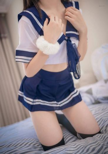 电影 游泳池 完整在线播放_1080神马影院在线