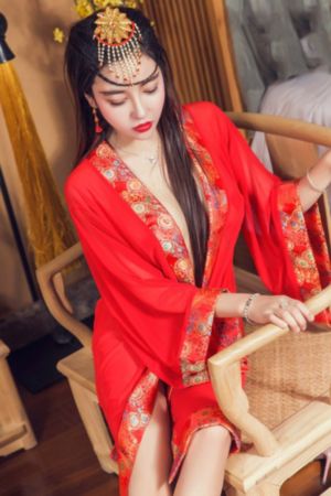 上海三夫妇交换视频_超清高清完整版