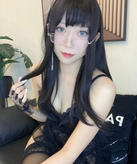 娇妻沦为民工工地公厕视频_超清在线播放观看