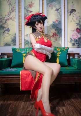 年轻的女教师完整版_4K高清在线观看
